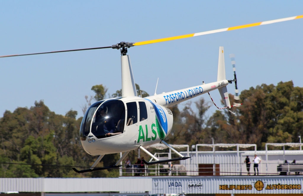 Robinson R44