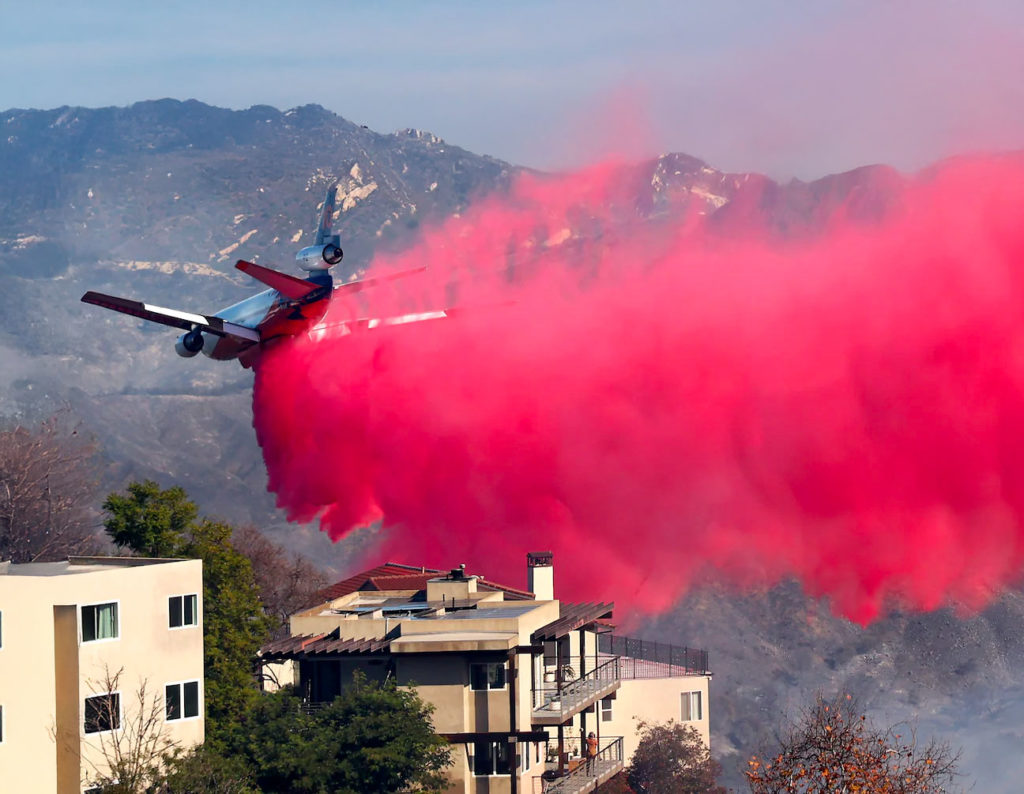 Incendies en Californie: Les moyens aériens déployés par l'US Army